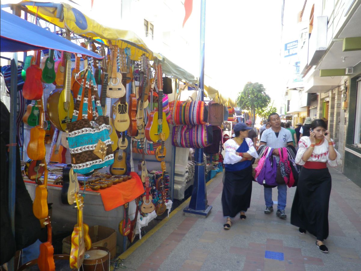 Otavalo Market08